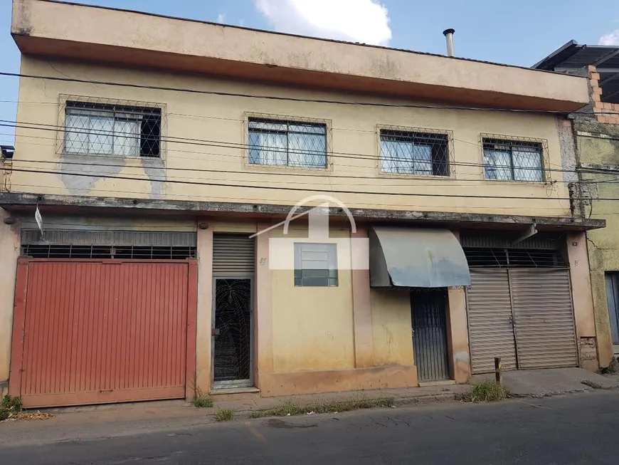 Foto 1 de Galpão/Depósito/Armazém à venda, 300m² em Sao Geraldo, Sete Lagoas