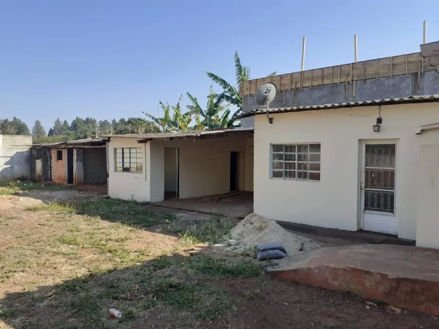 Foto 1 de Fazenda/Sítio com 3 Quartos à venda, 130m² em Centro Tupi, Piracicaba