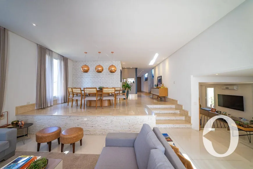 Foto 1 de Casa de Condomínio com 4 Quartos à venda, 630m² em Alphaville Residencial Dois, Barueri
