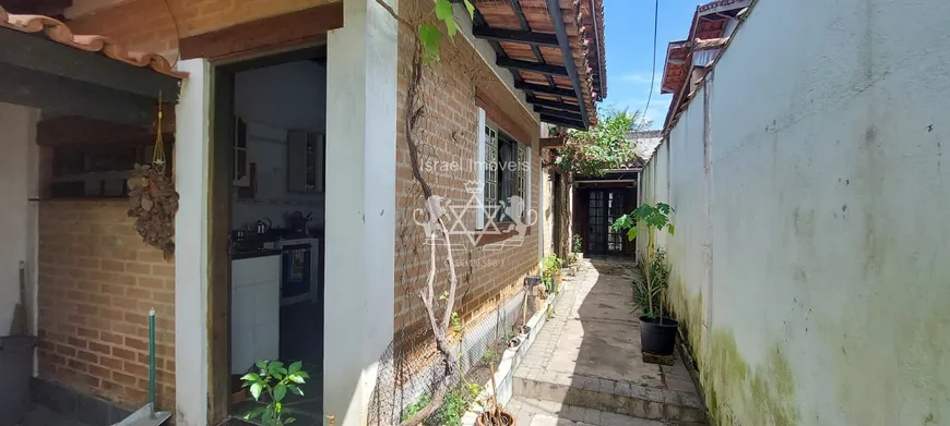 Foto 1 de Casa de Condomínio com 2 Quartos à venda, 140m² em Poiares, Caraguatatuba
