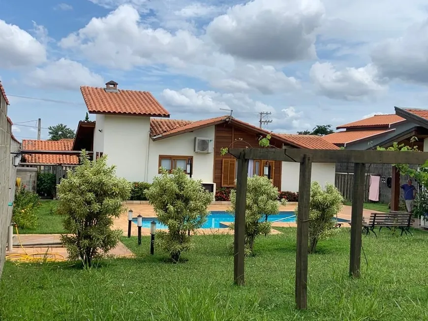 Foto 1 de Fazenda/Sítio com 3 Quartos à venda, 180m² em Condominio de Chacaras de Recreio Recanto Jacuba, Itapira