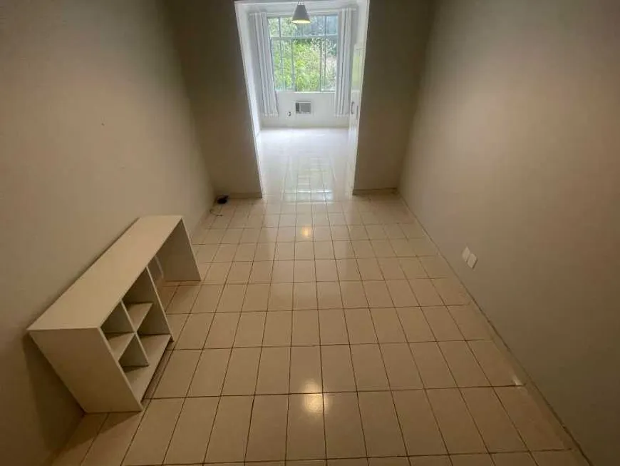 Foto 1 de Apartamento com 1 Quarto à venda, 60m² em Copacabana, Rio de Janeiro