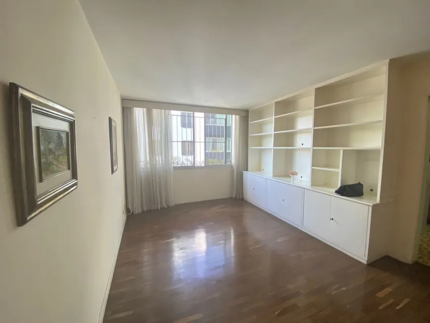 Foto 1 de Apartamento com 3 Quartos à venda, 128m² em Vila Nova Conceição, São Paulo