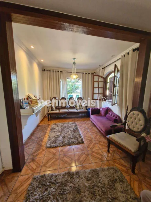 Foto 1 de Casa com 4 Quartos à venda, 355m² em Nova Gameleira, Belo Horizonte