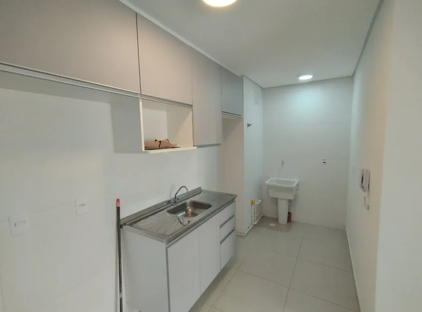 Foto 1 de Apartamento com 2 Quartos para alugar, 40m² em Vila Butantã, São Paulo