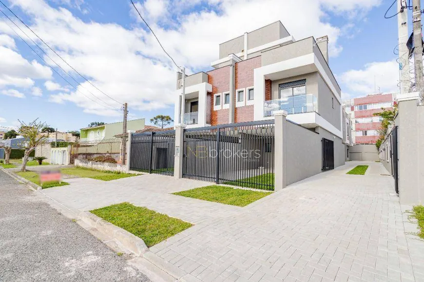 Foto 1 de Casa de Condomínio com 3 Quartos à venda, 165m² em Água Verde, Curitiba