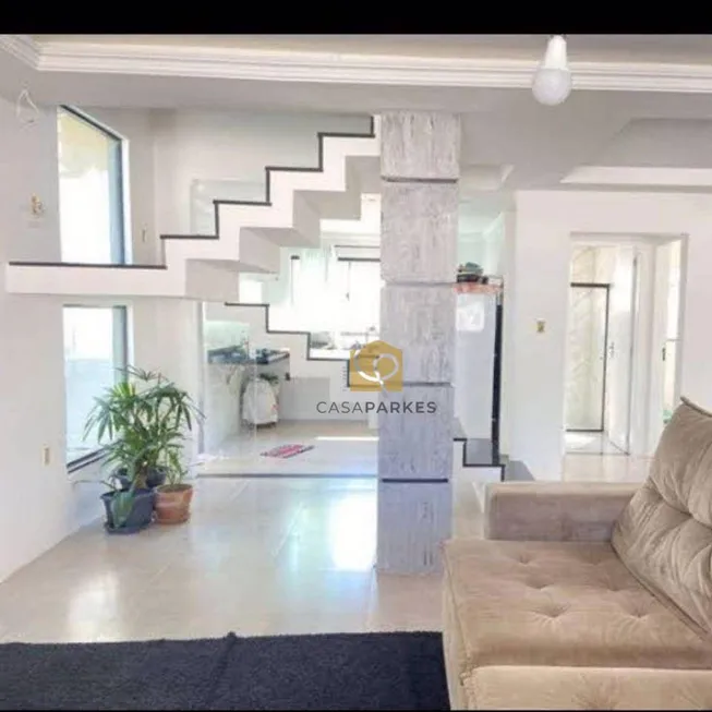 Foto 1 de Casa com 5 Quartos à venda, 270m² em Vargem Pequena, Rio de Janeiro