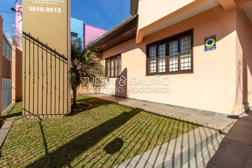 Foto 1 de Casa com 4 Quartos à venda, 390m² em Rebouças, Curitiba