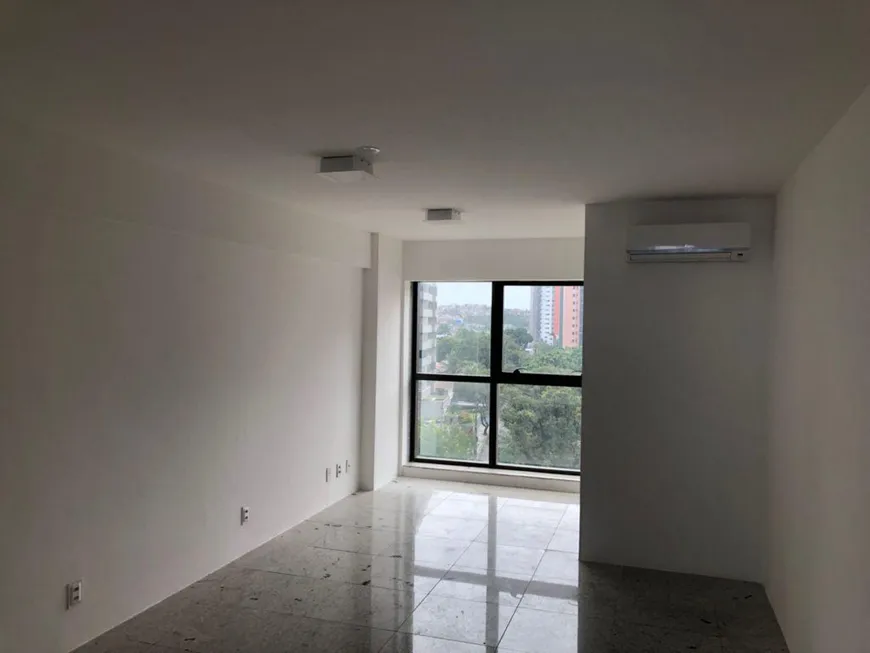 Foto 1 de Sala Comercial com 1 Quarto para alugar, 27m² em Tamarineira, Recife