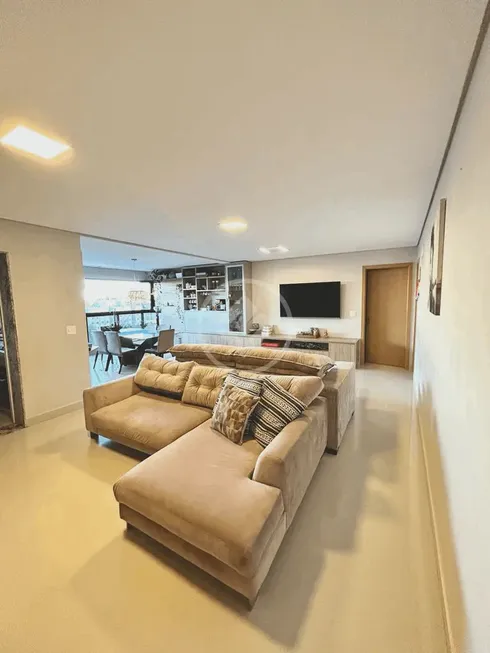 Foto 1 de Casa com 3 Quartos à venda, 120m² em Setor Marista, Goiânia