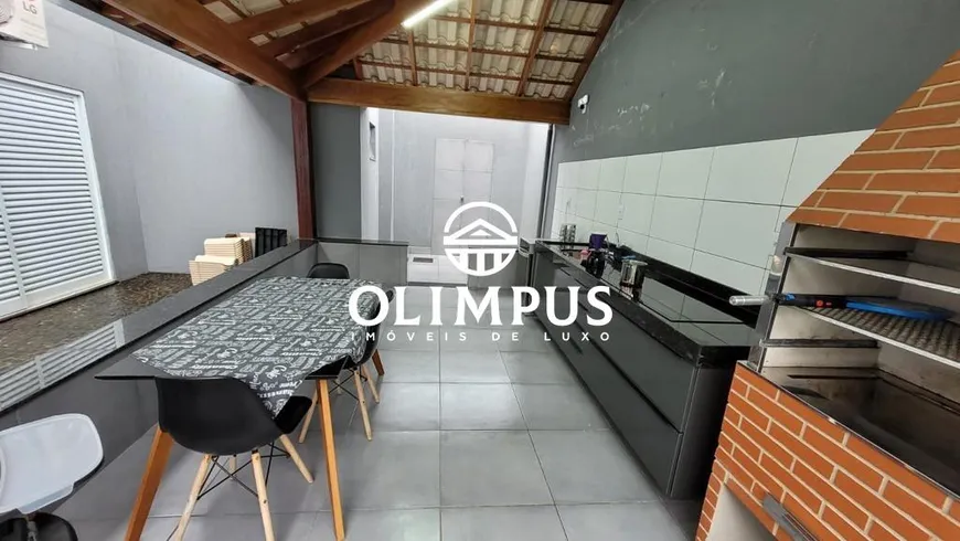 Foto 1 de Casa com 4 Quartos à venda, 184m² em Gávea, Uberlândia