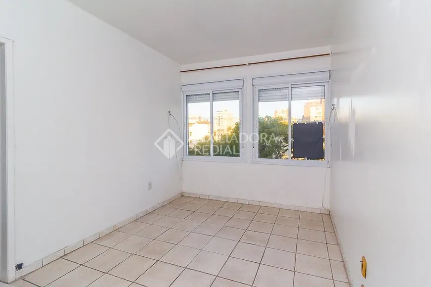 Foto 1 de Apartamento com 1 Quarto à venda, 31m² em Santana, Porto Alegre