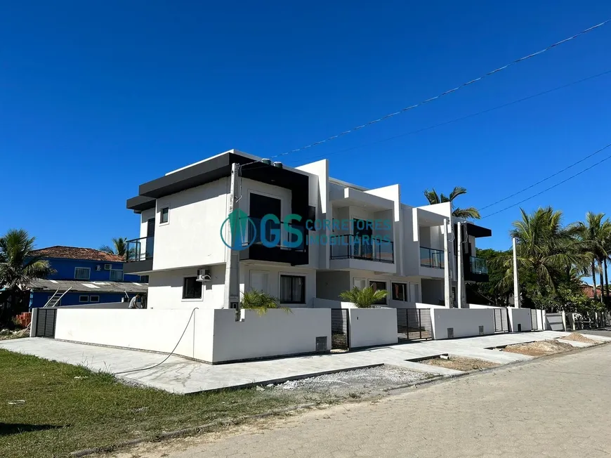 Foto 1 de Sobrado com 3 Quartos à venda, 85m² em Praia da Pinheira, Palhoça