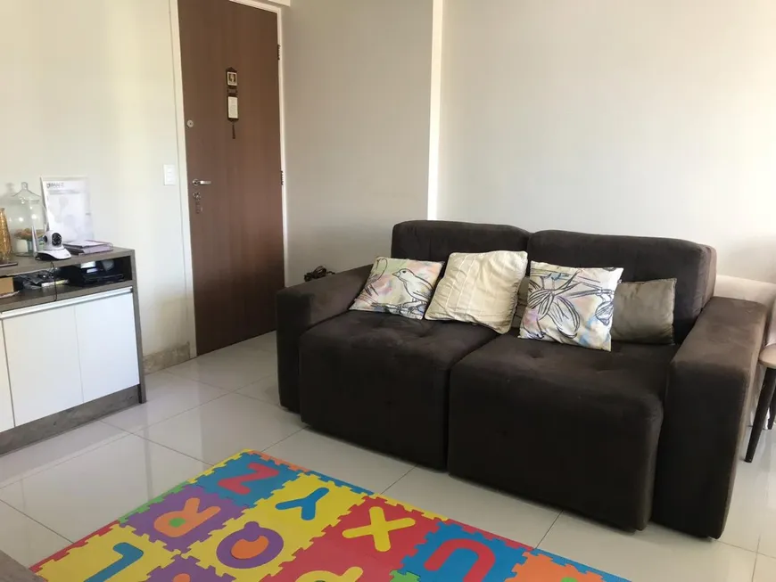 Foto 1 de Apartamento com 2 Quartos para alugar, 53m² em Paralela, Salvador