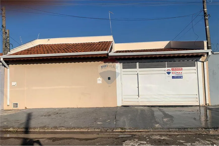 Foto 1 de Casa com 3 Quartos à venda, 200m² em Altos do Paraiso, Botucatu