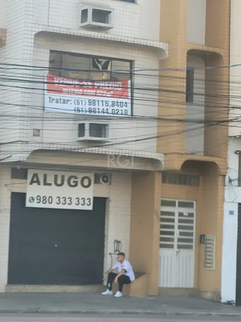 Foto 1 de Prédio Comercial à venda, 1m² em São João, Porto Alegre