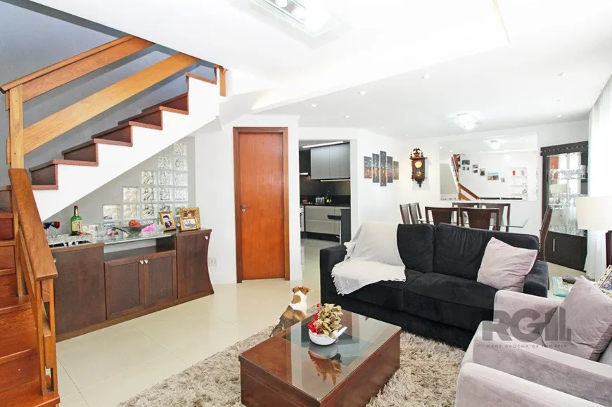 Foto 1 de Casa com 3 Quartos à venda, 281m² em Santana, Porto Alegre