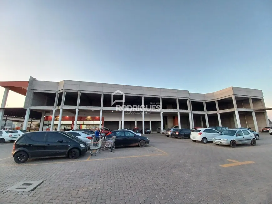 Foto 1 de Ponto Comercial para alugar, 400m² em Santos Dumont, São Leopoldo