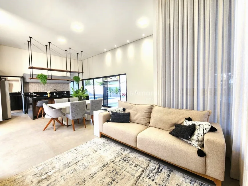 Foto 1 de Casa de Condomínio com 3 Quartos à venda, 192m² em Residencial Terras do Cancioneiro, Paulínia
