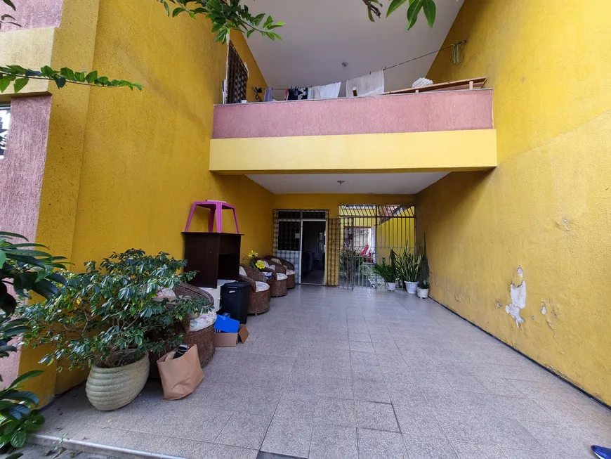 Foto 1 de Casa com 6 Quartos à venda, 260m² em Jardim América, Fortaleza