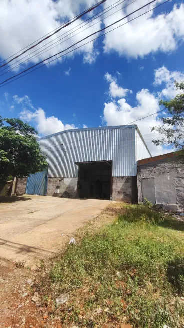 Foto 1 de Galpão/Depósito/Armazém com 1 Quarto à venda, 247m² em São Cristovão, Cascavel