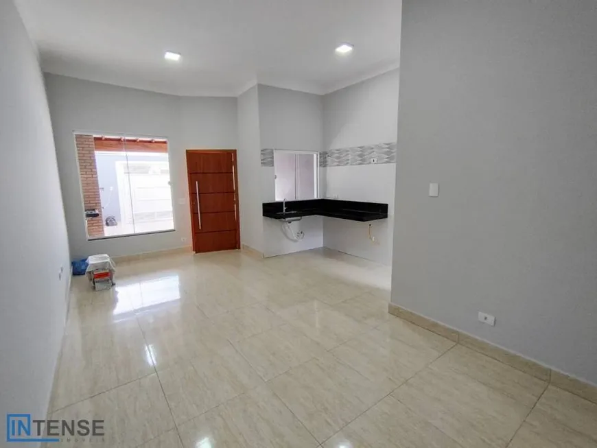 Foto 1 de Casa com 3 Quartos à venda, 90m² em Loteamento Planalto do Sol, Santa Bárbara D'Oeste