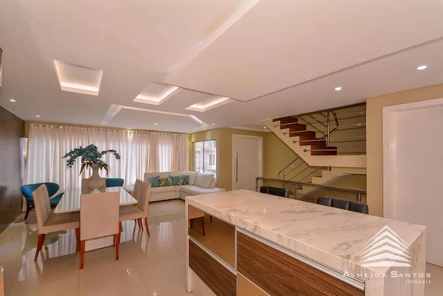 Foto 1 de Casa de Condomínio com 4 Quartos à venda, 281m² em Novo Mundo, Curitiba