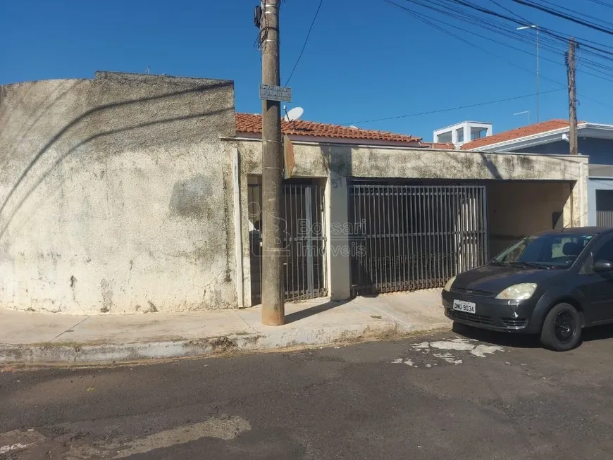 Foto 1 de Casa com 4 Quartos à venda, 159m² em Jardim Dom Pedro I, Araraquara