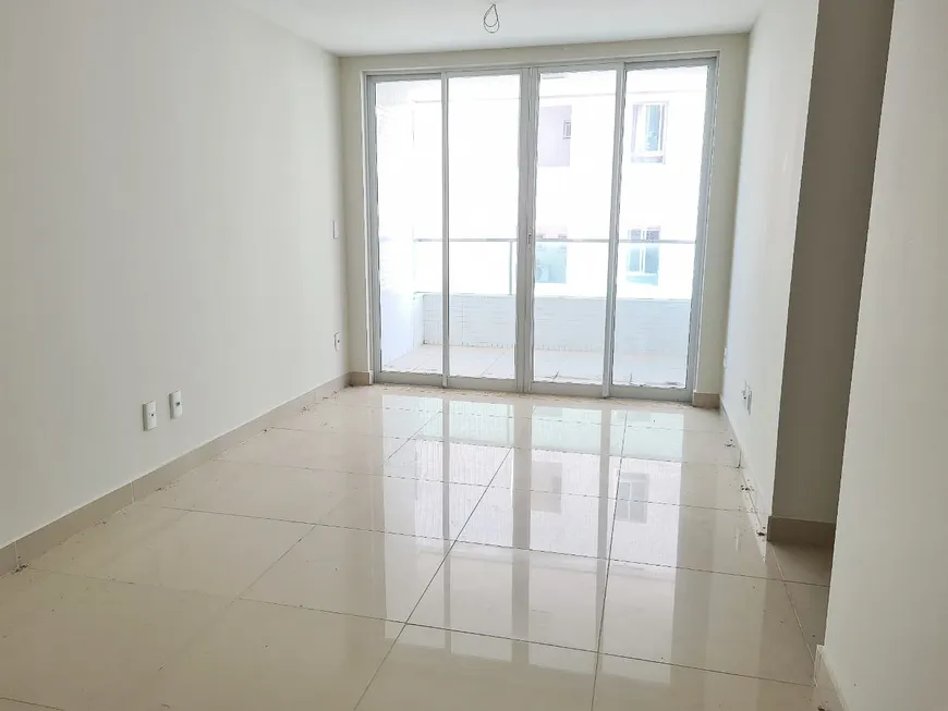 Foto 1 de Apartamento com 2 Quartos à venda, 70m² em Cabo Branco, João Pessoa