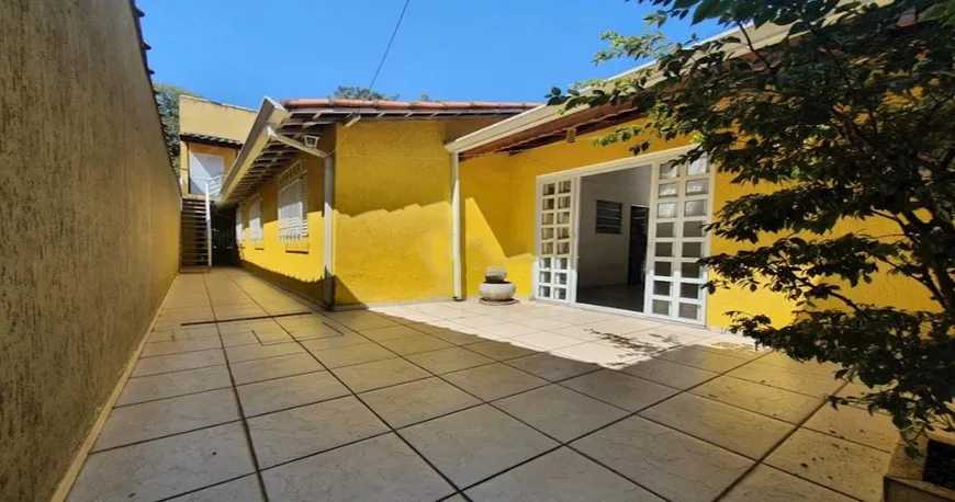 Foto 1 de Casa com 3 Quartos à venda, 162m² em Metalúrgicos, Osasco