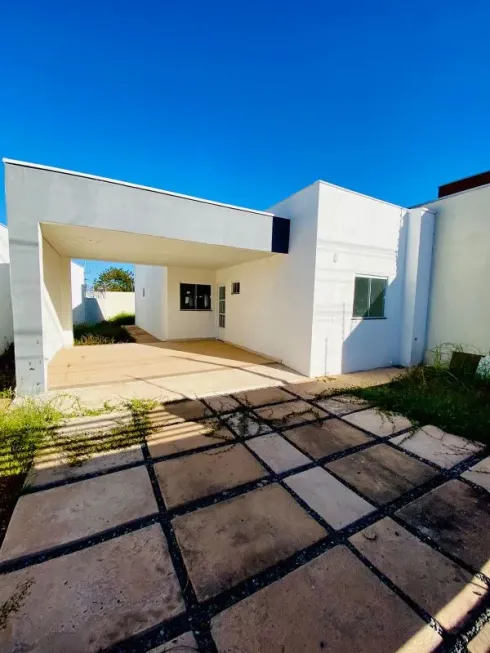 Foto 1 de Casa com 3 Quartos à venda, 85m² em Jardim Universitário, Cuiabá