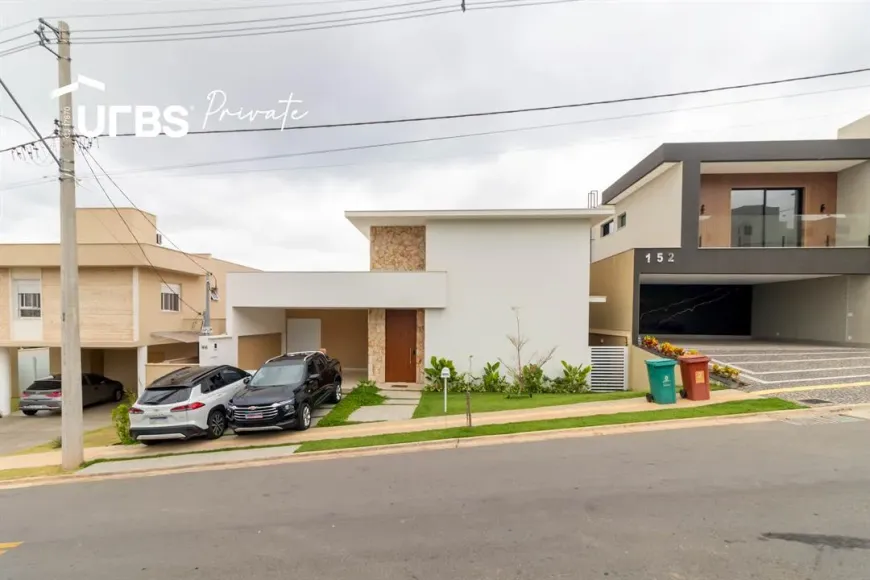 Foto 1 de Casa de Condomínio com 4 Quartos à venda, 220m² em Jardins Bolonha, Senador Canedo