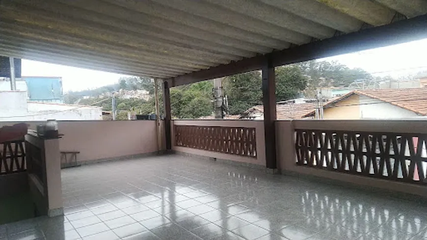 Foto 1 de Casa com 2 Quartos à venda, 85m² em Vila Guaraciaba, Santo André