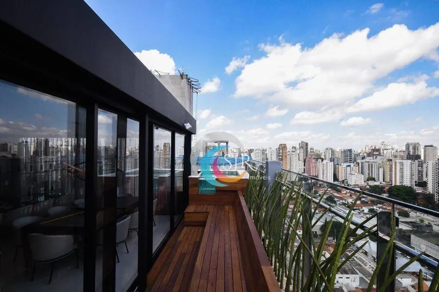 Foto 1 de Cobertura com 3 Quartos para venda ou aluguel, 180m² em Itaim Bibi, São Paulo