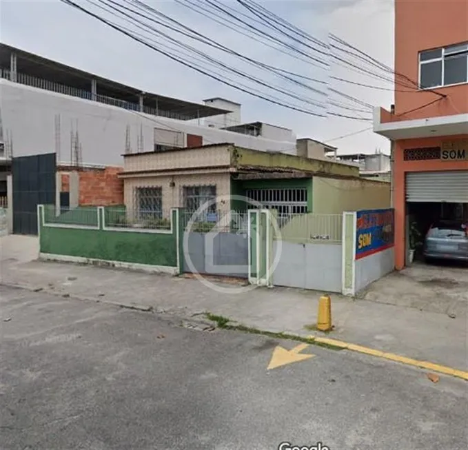 Foto 1 de Casa com 5 Quartos à venda, 137m² em Olaria, Rio de Janeiro