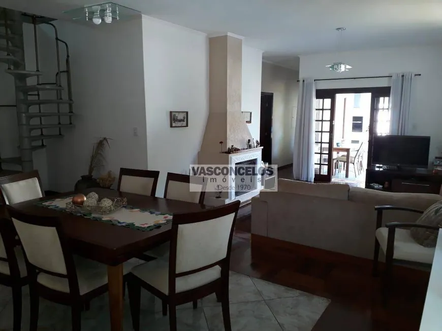 Foto 1 de Casa de Condomínio com 3 Quartos à venda, 156m² em Jardim das Colinas, São José dos Campos
