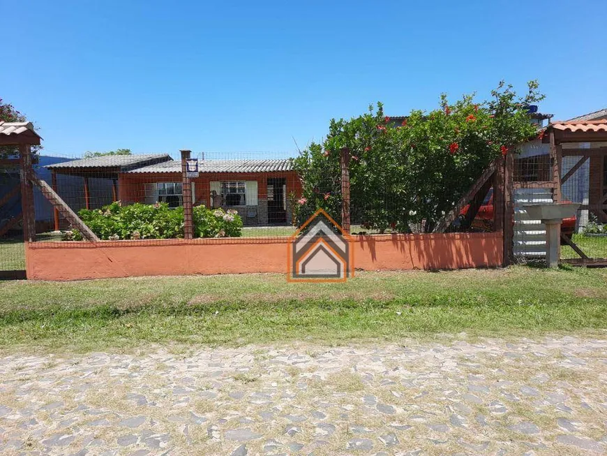 Foto 1 de Casa com 4 Quartos à venda, 80m² em Centro, Balneário Pinhal