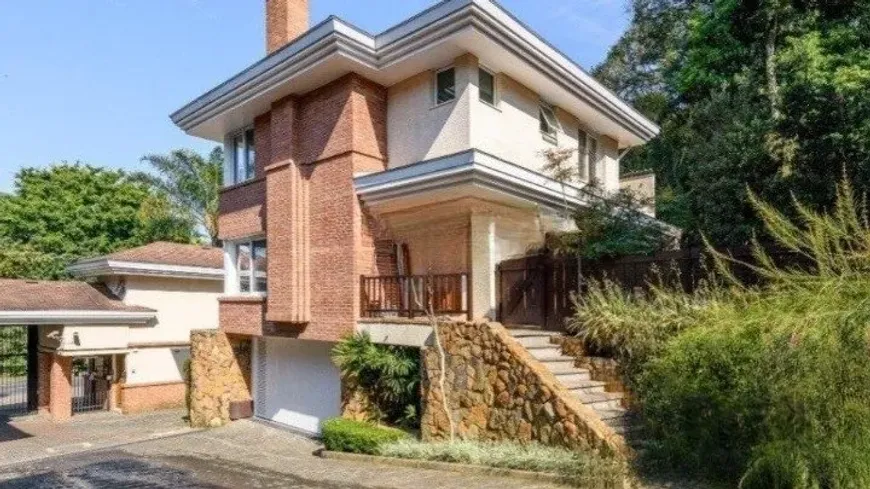 Foto 1 de Casa de Condomínio com 3 Quartos à venda, 354m² em Pedra Redonda, Porto Alegre