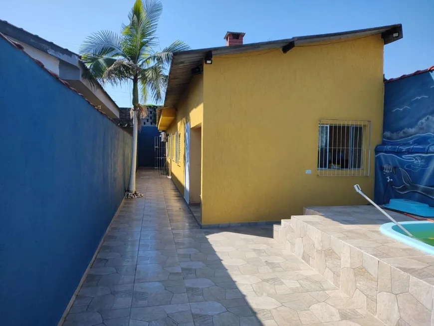 Foto 1 de Casa com 2 Quartos à venda, 75m² em Suarão, Itanhaém