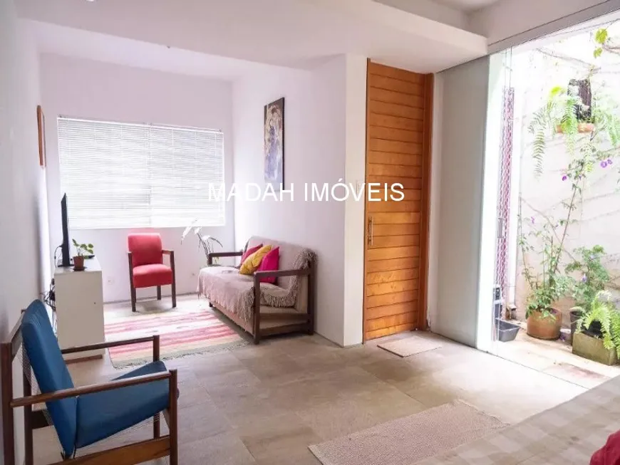 Foto 1 de Casa com 3 Quartos à venda, 220m² em Vila Madalena, São Paulo