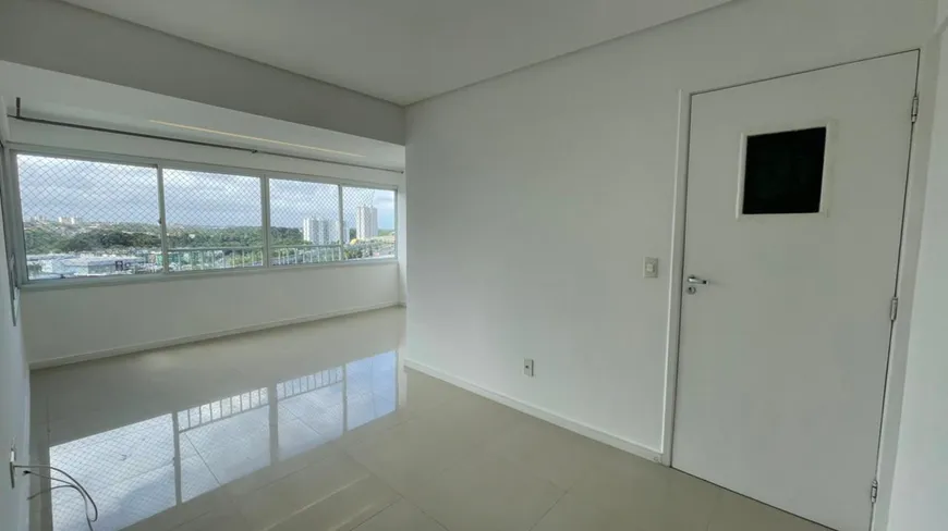 Foto 1 de Apartamento com 2 Quartos à venda, 60m² em Patamares, Salvador