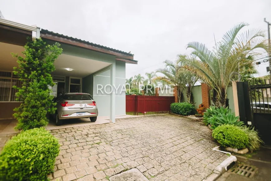 Foto 1 de Casa com 3 Quartos à venda, 170m² em Santa Felicidade, Curitiba