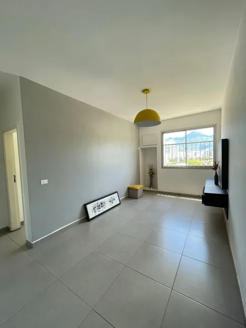 Foto 1 de Apartamento com 2 Quartos à venda, 52m² em Maracanã, Rio de Janeiro