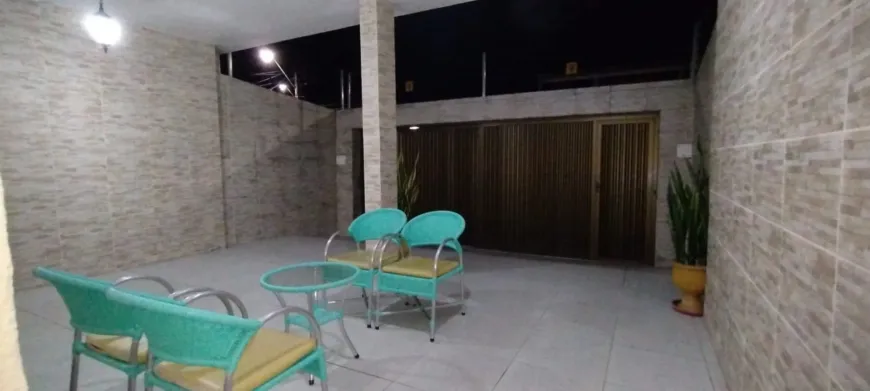 Foto 1 de Casa com 3 Quartos à venda, 90m² em Parque Araxá, Fortaleza