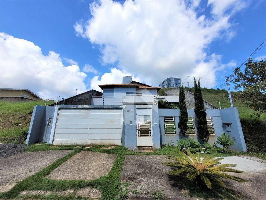 Foto 1 de Casa com 3 Quartos à venda, 90m² em Residencial Morumbi, Poços de Caldas