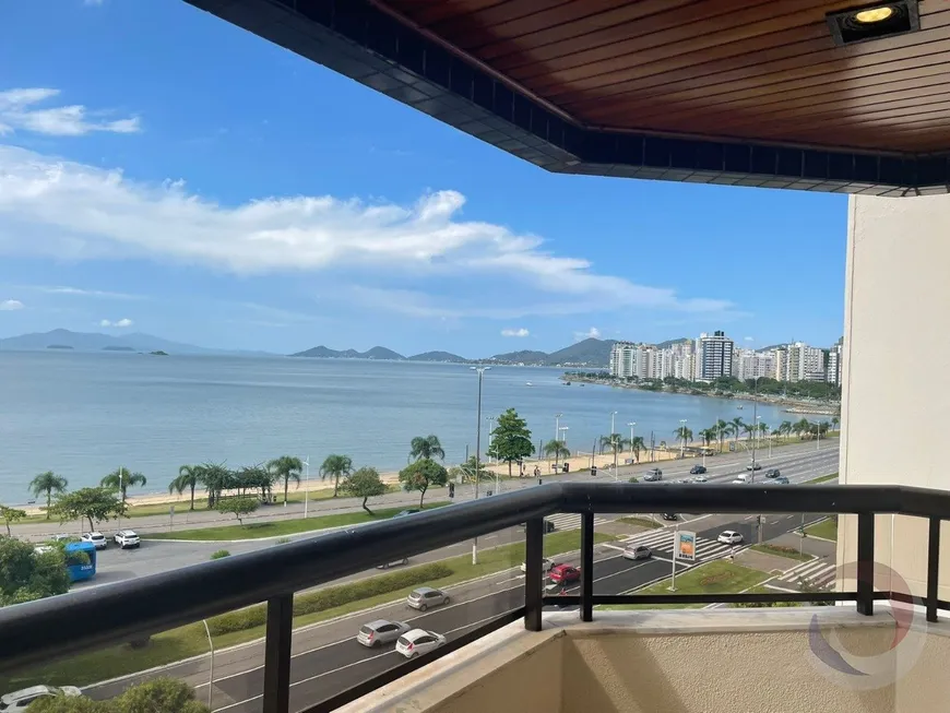 Foto 1 de Apartamento com 4 Quartos à venda, 230m² em Centro, Florianópolis