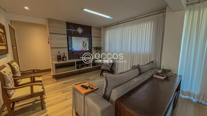 Foto 1 de Apartamento com 3 Quartos à venda, 163m² em Lidice, Uberlândia