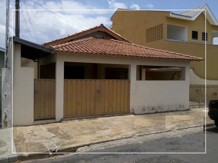 Foto 1 de Casa com 2 Quartos à venda, 80m² em Jardim Universitario, Rancharia