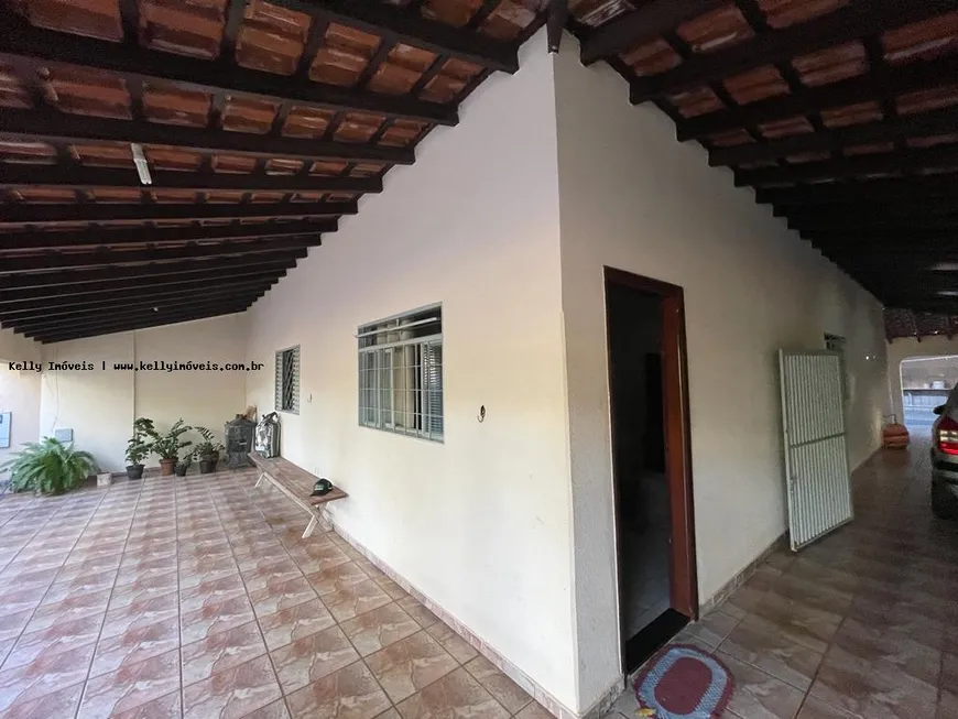 Foto 1 de Casa com 3 Quartos à venda, 306m² em , Martinópolis