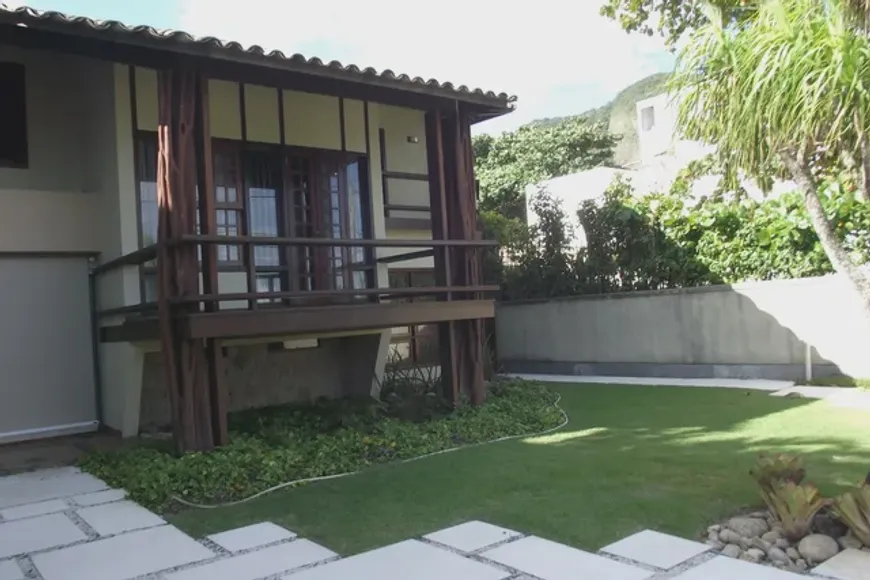 Foto 1 de Casa com 3 Quartos à venda, 200m² em Capoeiras, Florianópolis